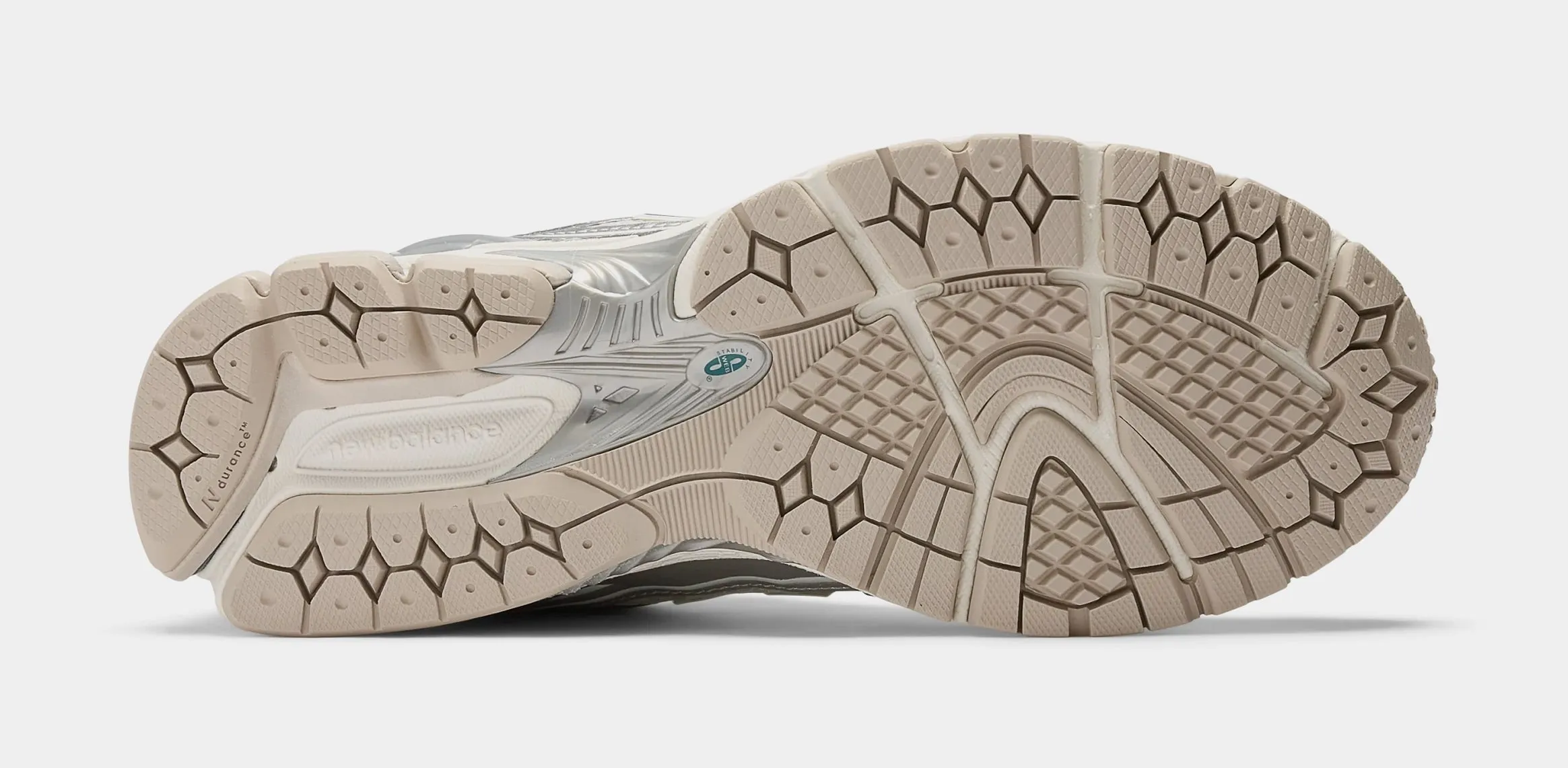 1906R Mens Running Shoes (Silver/Sea Salt)