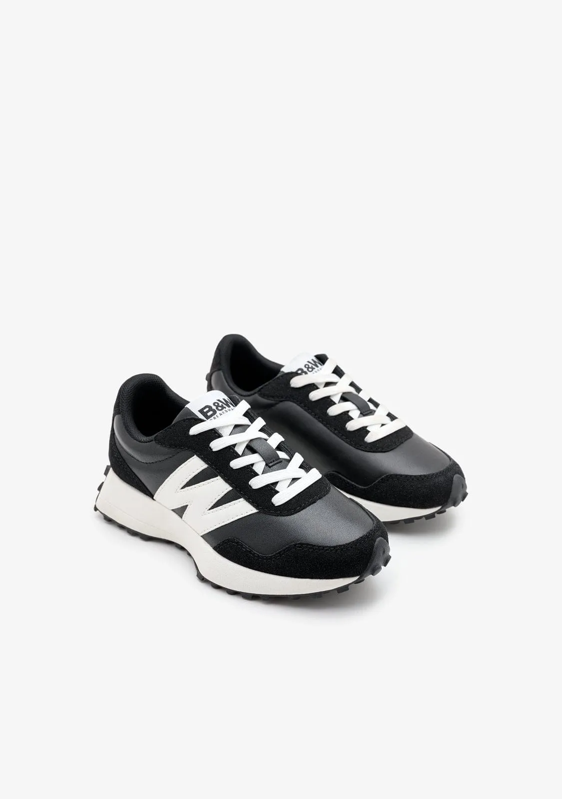 Black / White Sneakers B&W