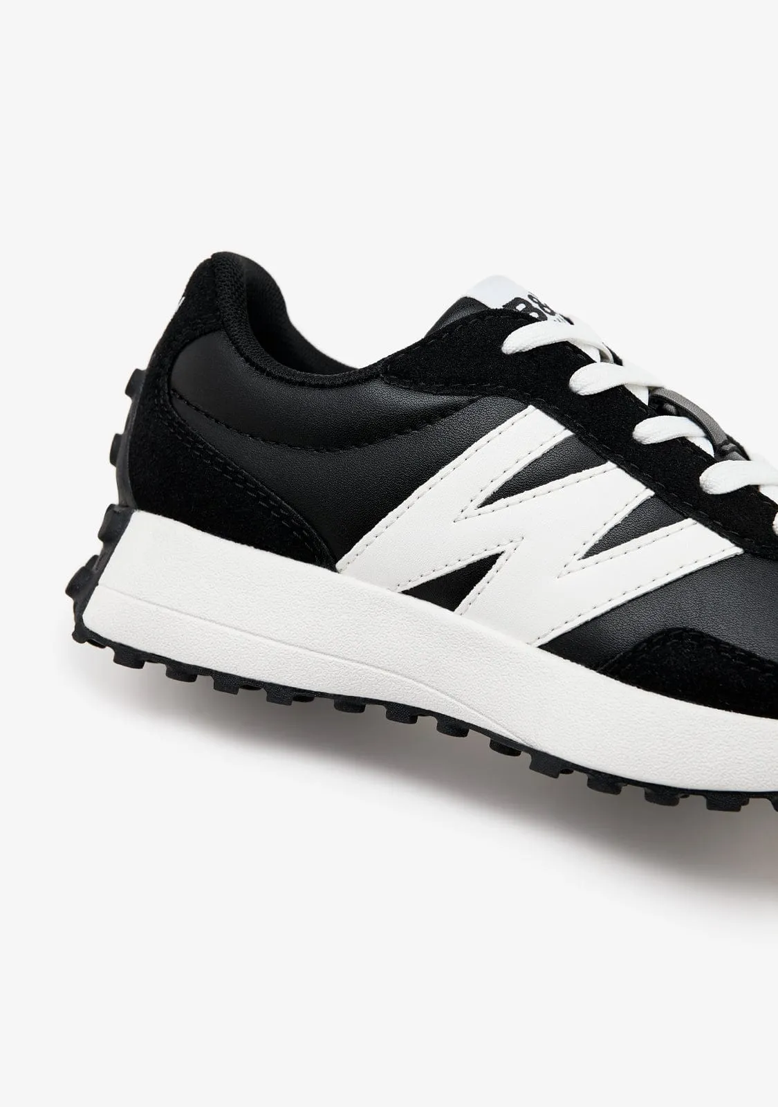 Black / White Sneakers B&W
