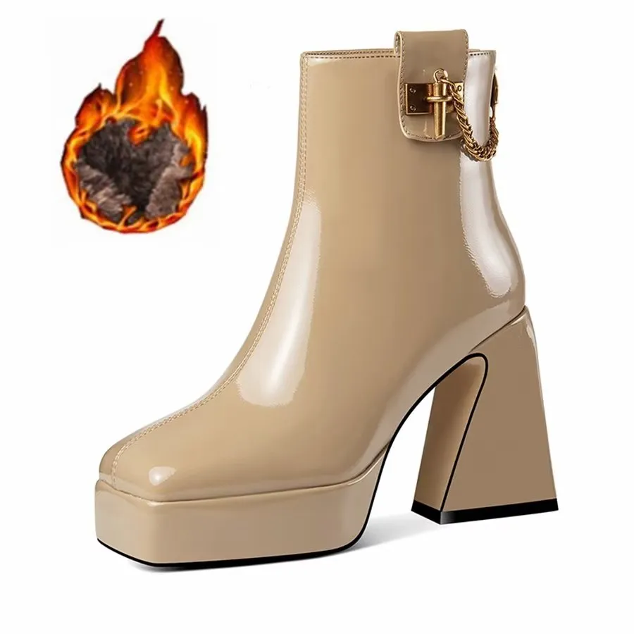Diamoré Business Booties